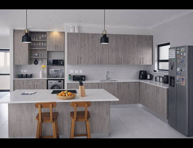 3 BEDROOM HOUSE FOR SALE IN PARKLANDS NORTH